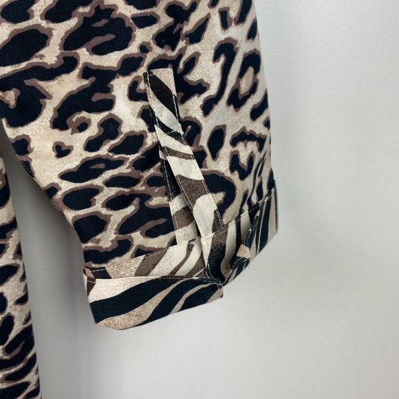 Chico's Leopard Print Button Down Tunic 1 - Picture 10 of 10